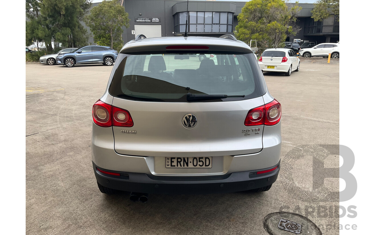 6/2011 Volkswagen Tiguan 125 TSI 5NC MY11 4d Wagon Silver 2.0L