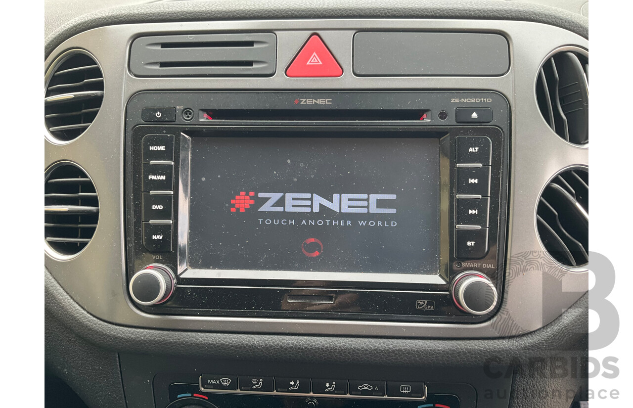 6/2011 Volkswagen Tiguan 125 TSI 5NC MY11 4d Wagon Silver 2.0L