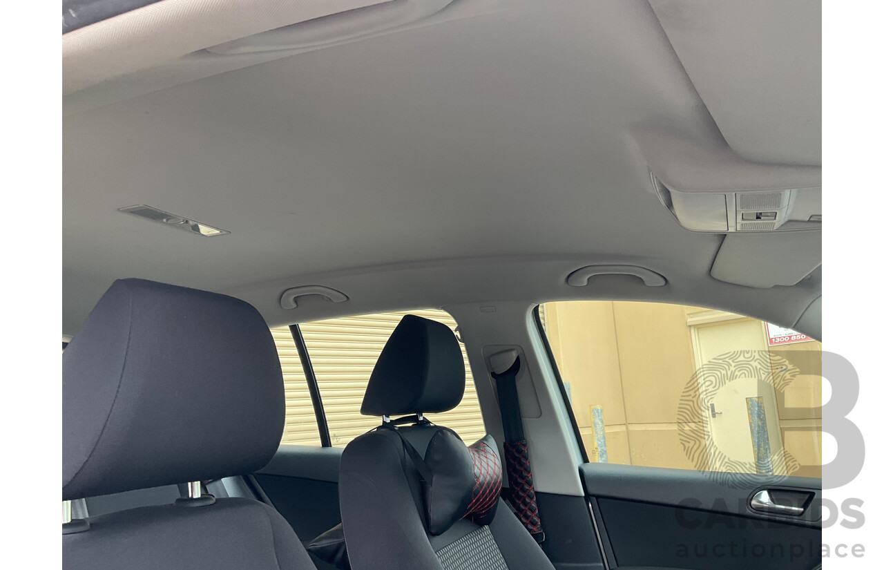 6/2011 Volkswagen Tiguan 125 TSI 5NC MY11 4d Wagon Silver 2.0L