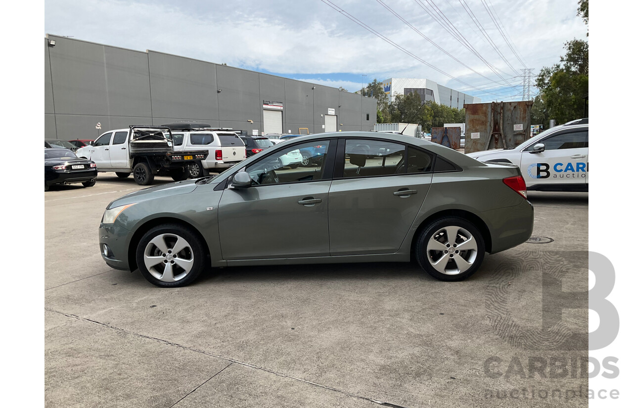 11/2014 Holden Cruze Z-Series JH MY14 4d Sedan Grey 1.8L