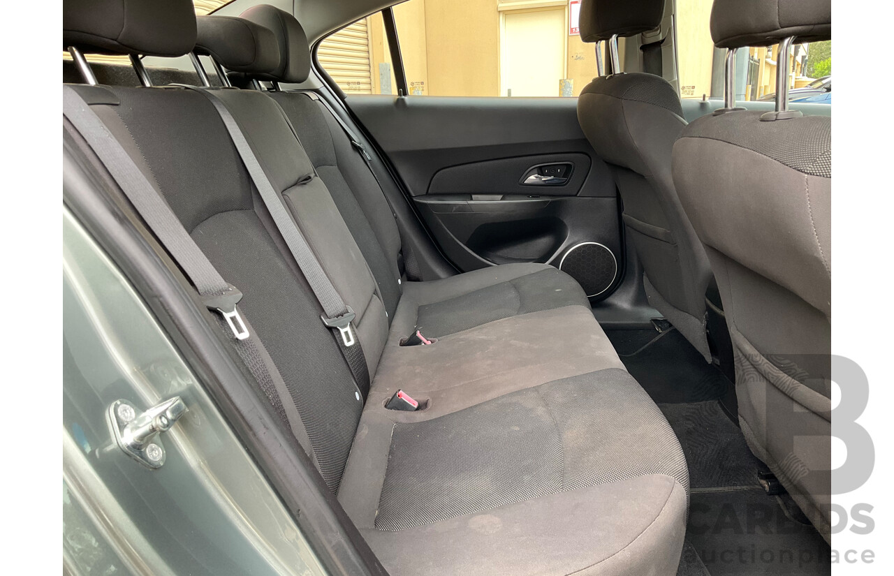 11/2014 Holden Cruze Z-Series JH MY14 4d Sedan Grey 1.8L