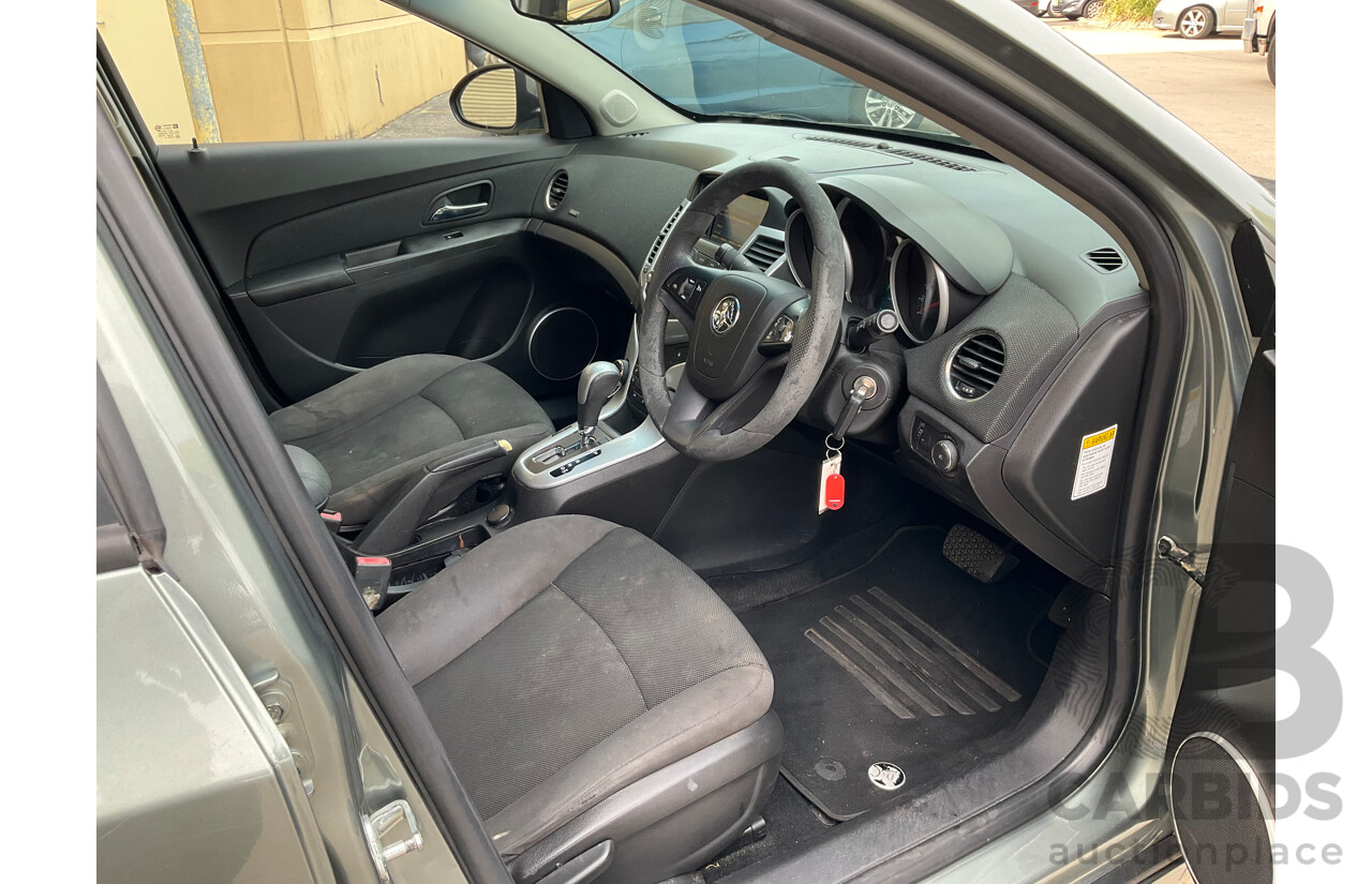 11/2014 Holden Cruze Z-Series JH MY14 4d Sedan Grey 1.8L