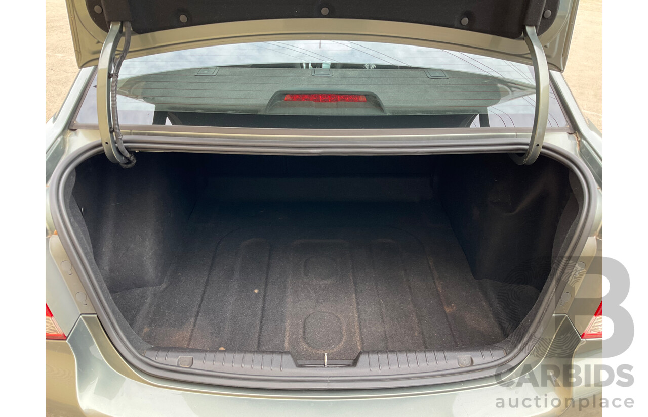 11/2014 Holden Cruze Z-Series JH MY14 4d Sedan Grey 1.8L