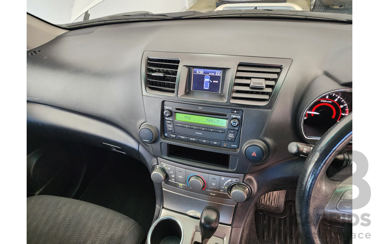 4/2009 Toyota Kluger KX-R (4x4) 7 SEAT GSU45R 4d Wagon Silver 3.5L