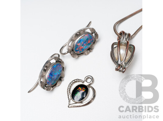 1660559 · Silver Tone Opal Earrings, Pendant and Necklace