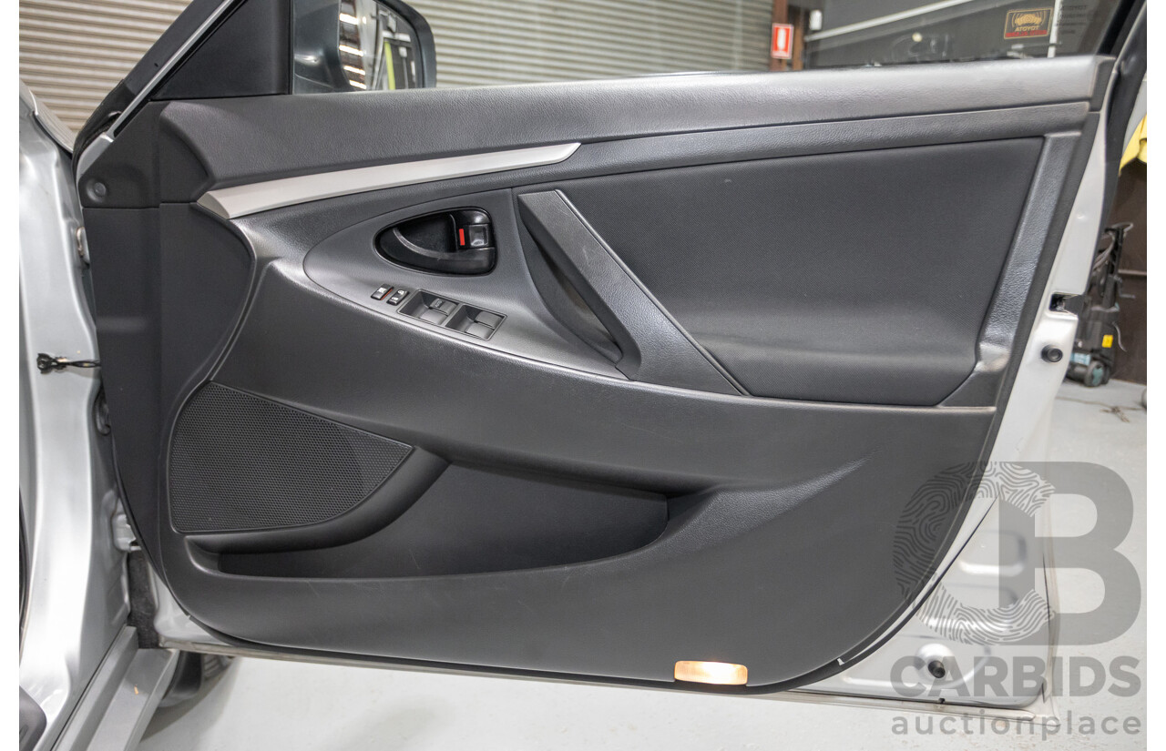 7/2011 Toyota Aurion Touring SE GSV40R 4D Sedan Titanium Silver Metallic V6 3.5L