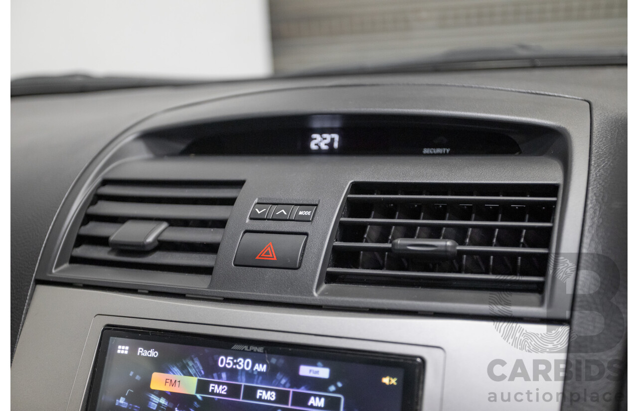 7/2011 Toyota Aurion Touring SE GSV40R 4D Sedan Titanium Silver Metallic V6 3.5L