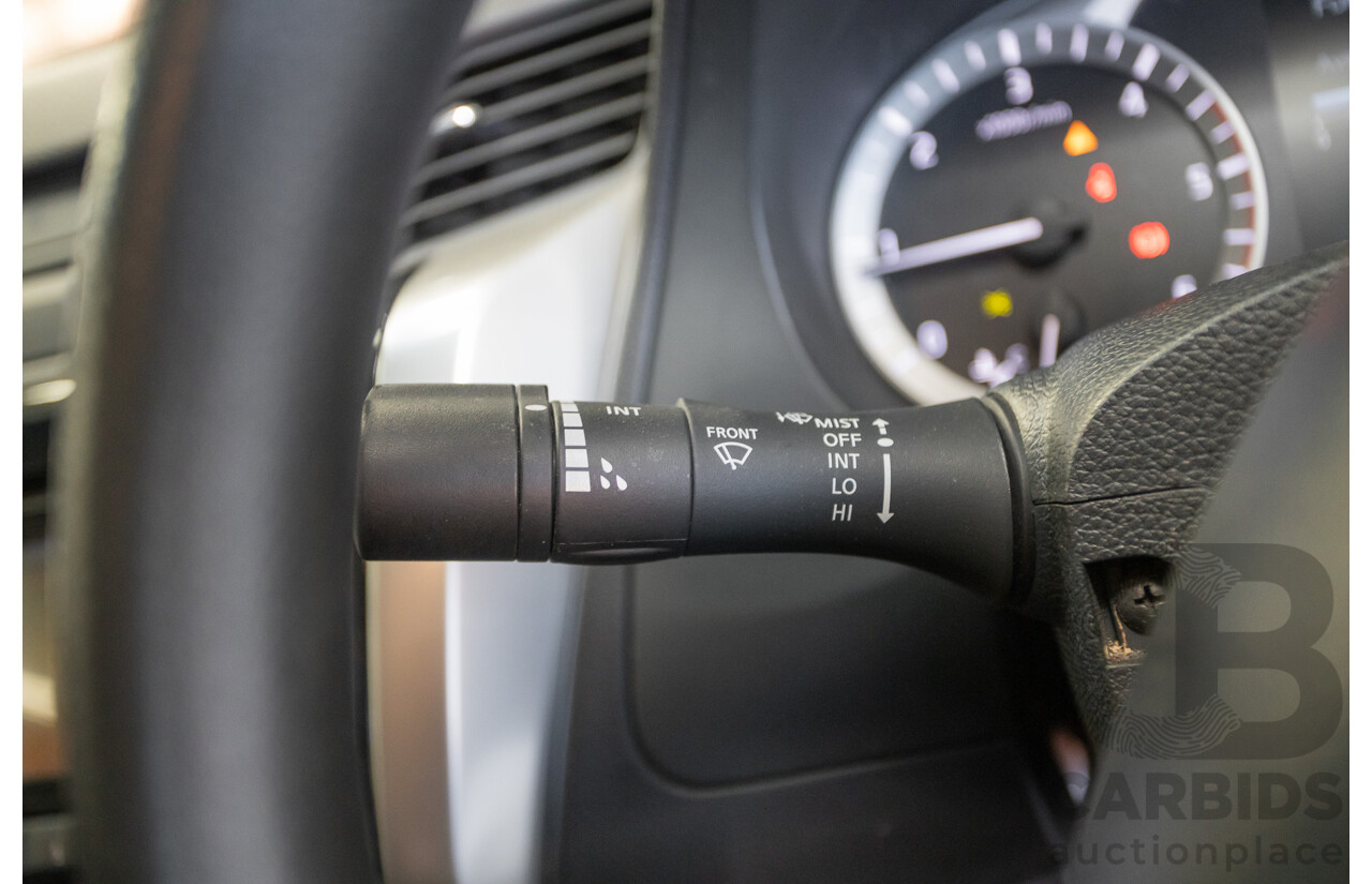 03/2017 Nissan Navara SL (4x4) D23 SERIES II Dual Cab Utility White Turbo Diesel 2.3L