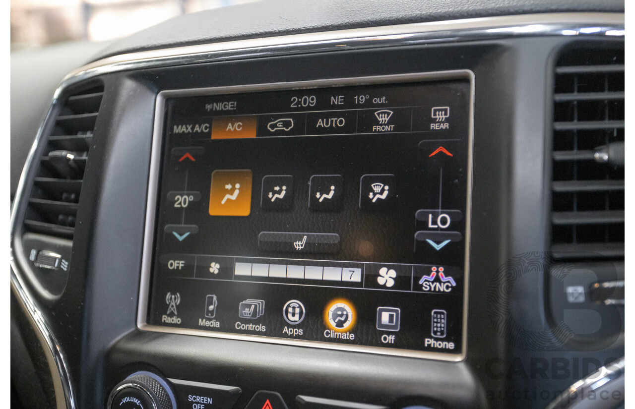 11/2017 Jeep Grand Cherokee Laredo (4x4) WK MY17 4D Wagon Velvet Red Pearl Turbo Diesel 3.0L