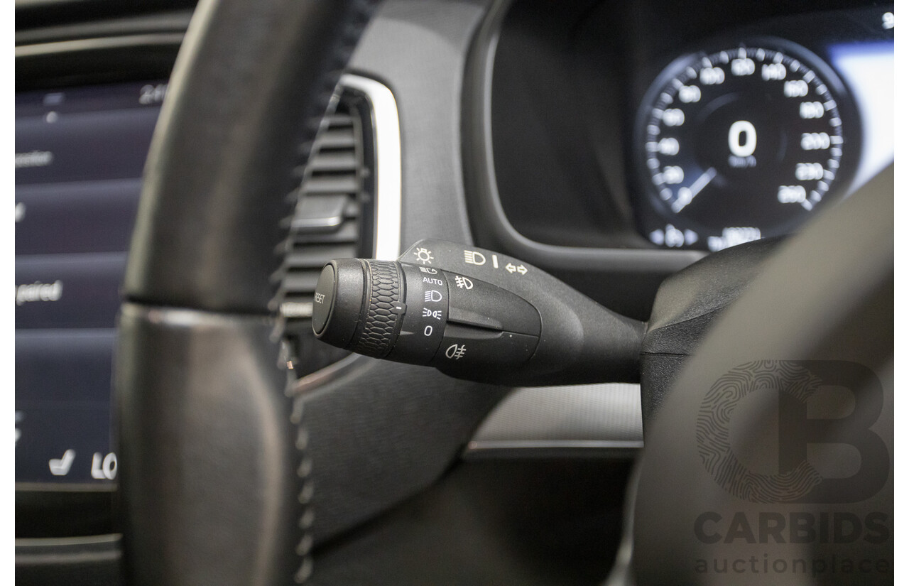 1/2016 Volvo XC90 D5 2.0 Inscription (AWD) 256 MY16 4D Wagon Electric Silver Metallic Twin Tubro Diesel 2.0L