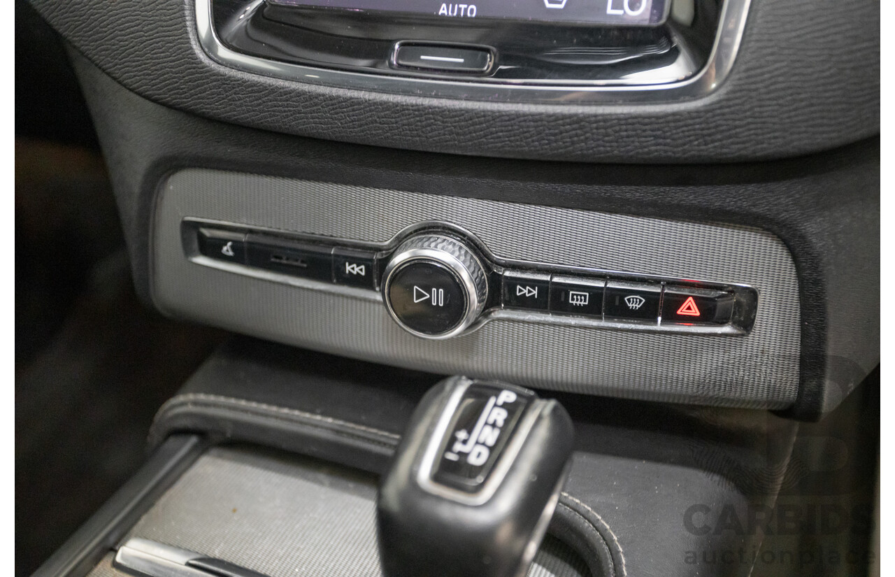 1/2016 Volvo XC90 D5 2.0 Inscription (AWD) 256 MY16 4D Wagon Electric Silver Metallic Twin Tubro Diesel 2.0L