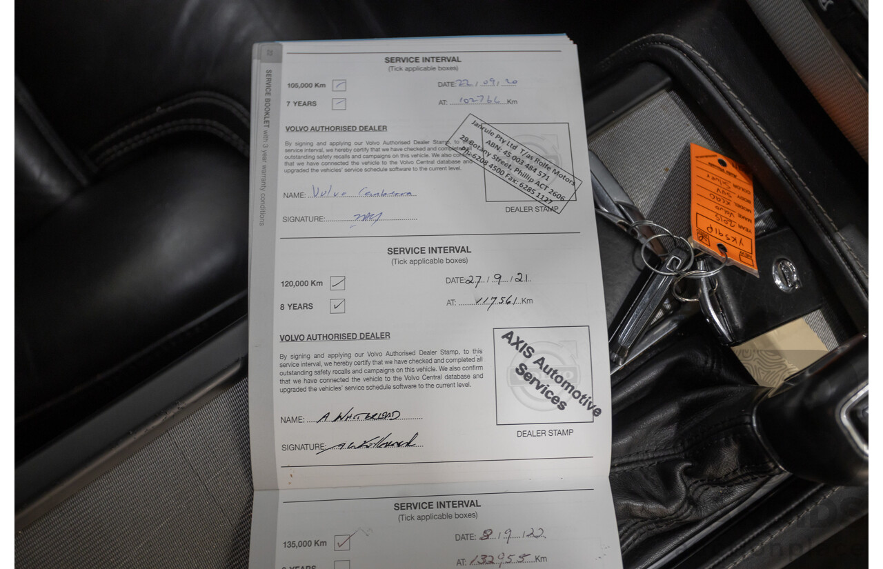 1/2016 Volvo XC90 D5 2.0 Inscription (AWD) 256 MY16 4D Wagon Electric Silver Metallic Twin Tubro Diesel 2.0L