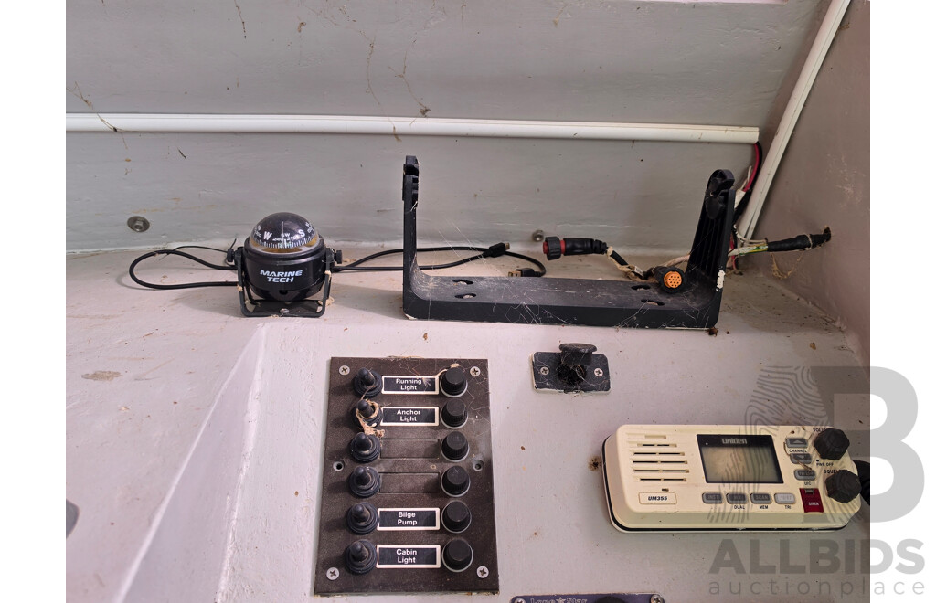 6m Custom Build Centre Console Fibreglass Boat with 60hp Honda Outboard and Trailer