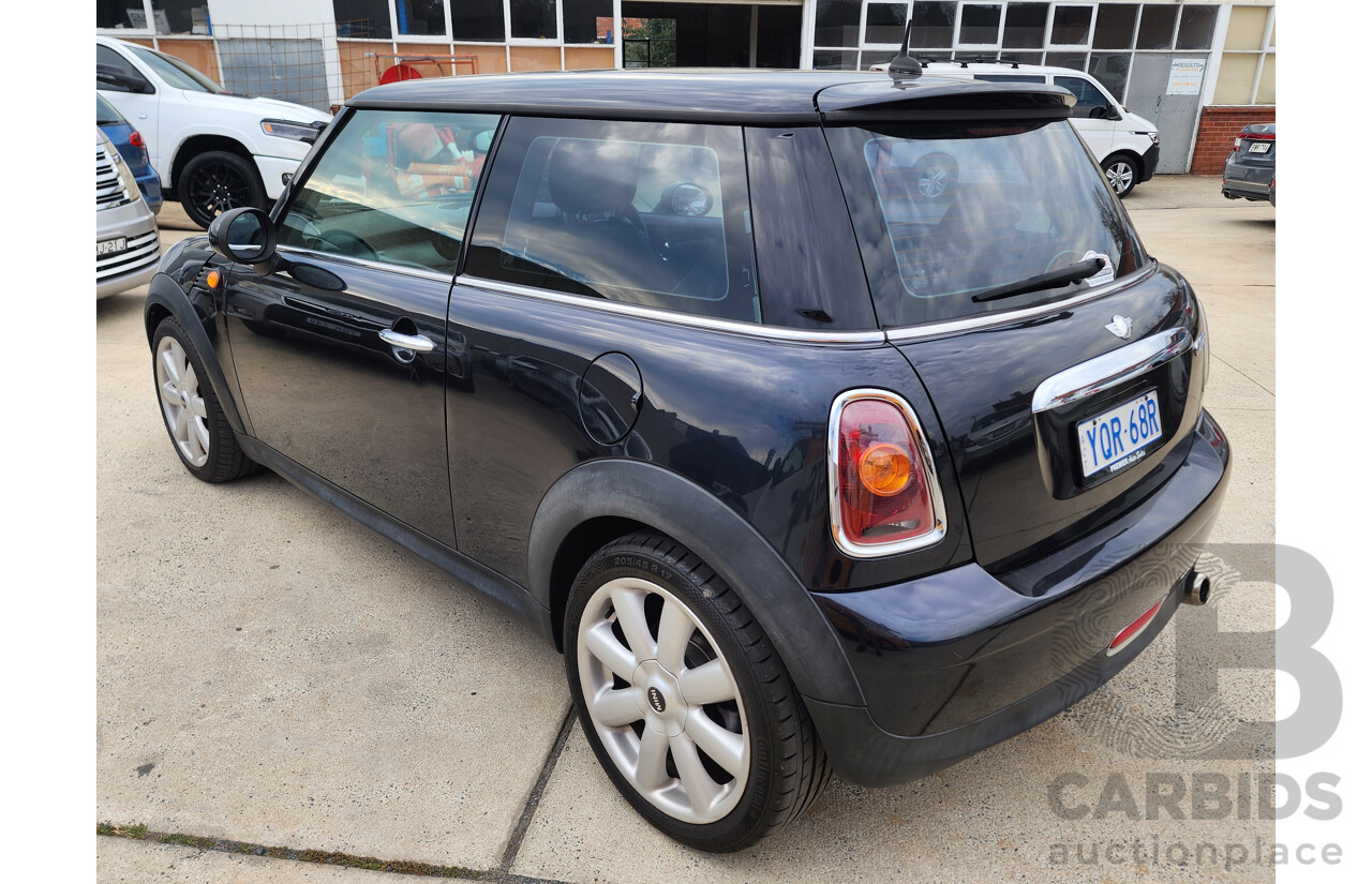 5/2008 Mini Cooper  R56 2d Hatchback Black 1.6L