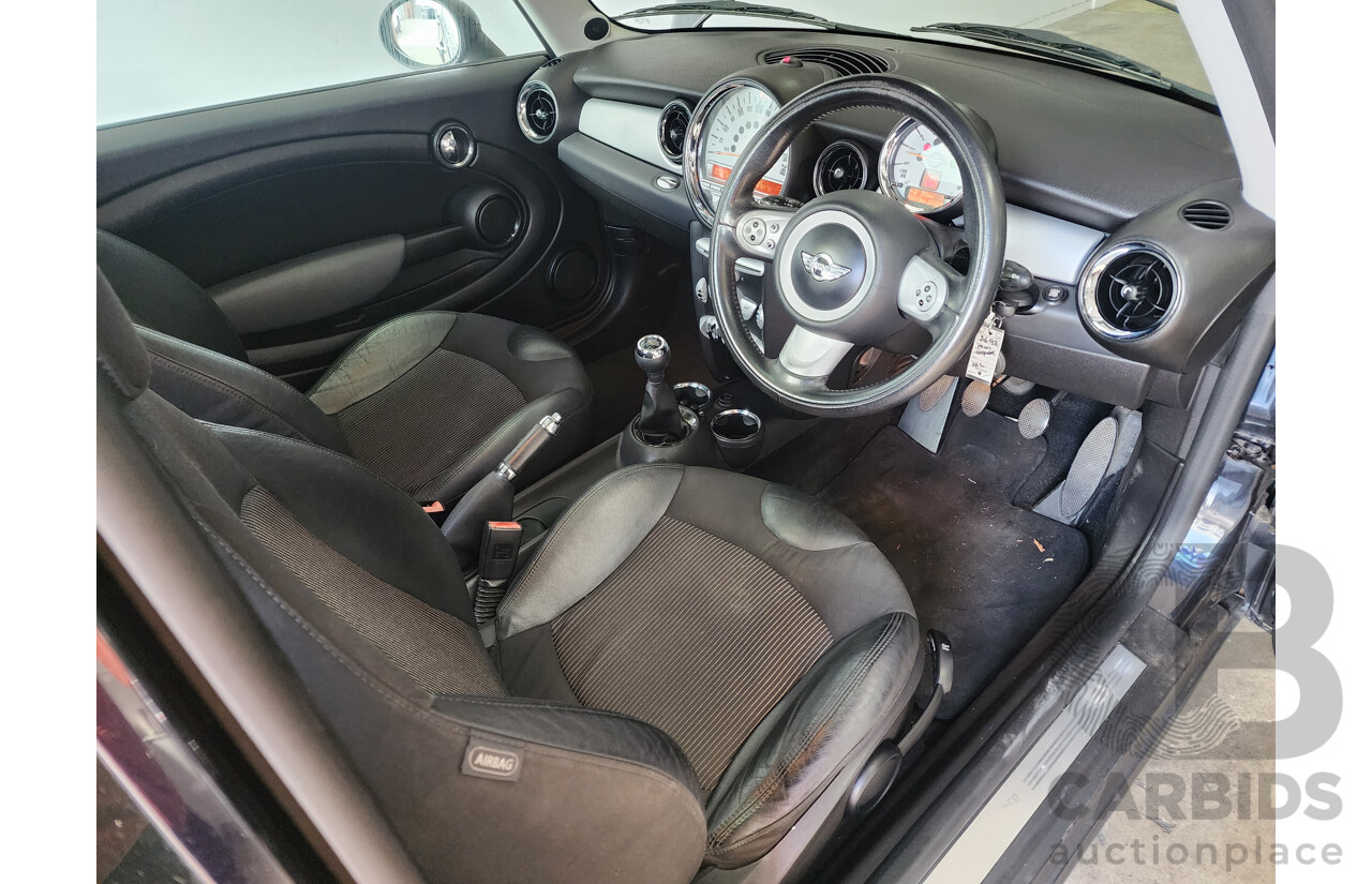 5/2008 Mini Cooper  R56 2d Hatchback Black 1.6L