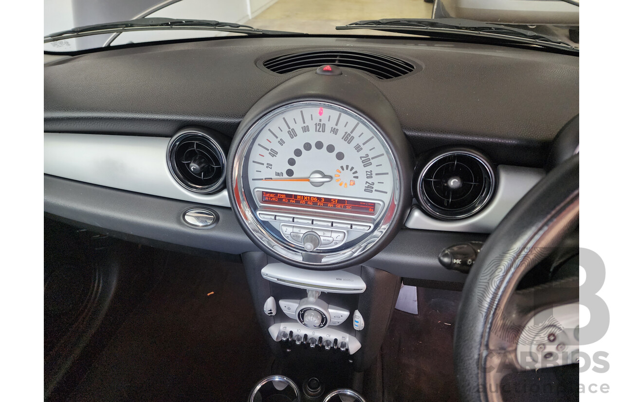 5/2008 Mini Cooper  R56 2d Hatchback Black 1.6L