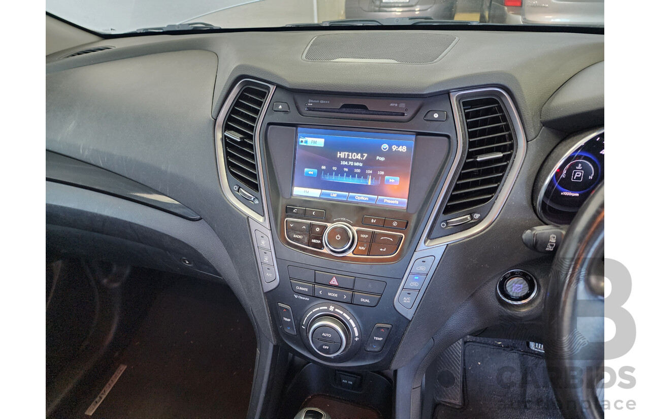 1/2016 Hyundai Santa Fe Elite CRDi (4x4) DM MY15 4d Wagon Silver 2.2L