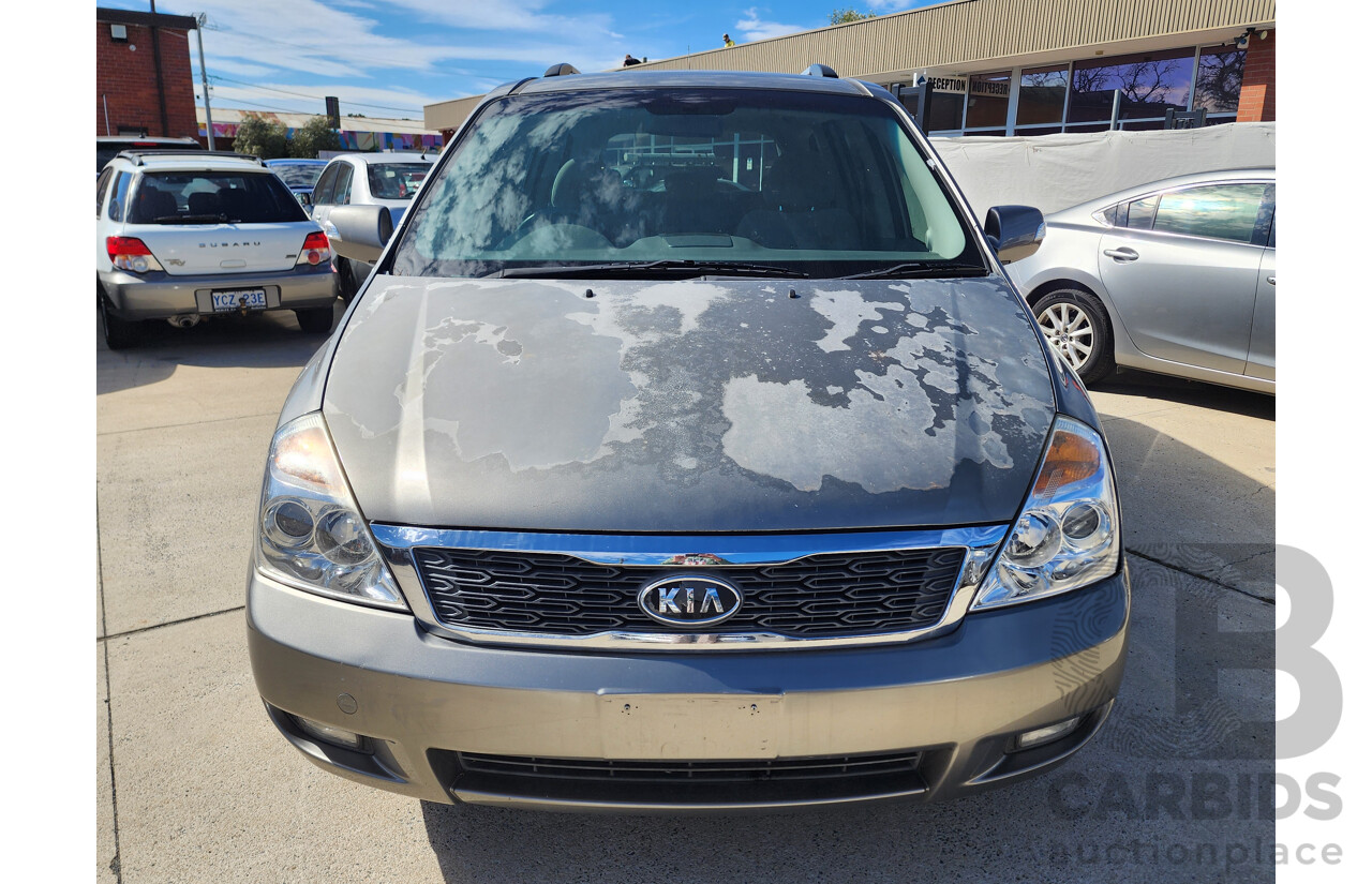 8/2011 Kia Grand Carnival Si VQ MY11 4d Wagon Silver 3.5L