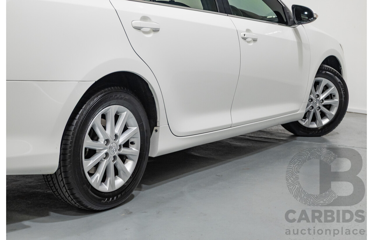 12/2011 Toyota Camry Altise ASV50R 4D Sedan White 2.5L