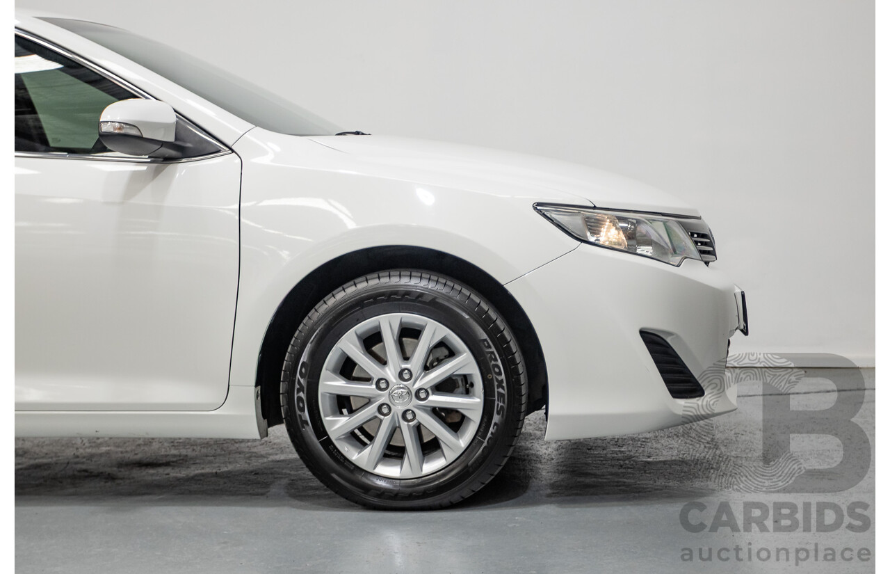 12/2011 Toyota Camry Altise ASV50R 4D Sedan White 2.5L