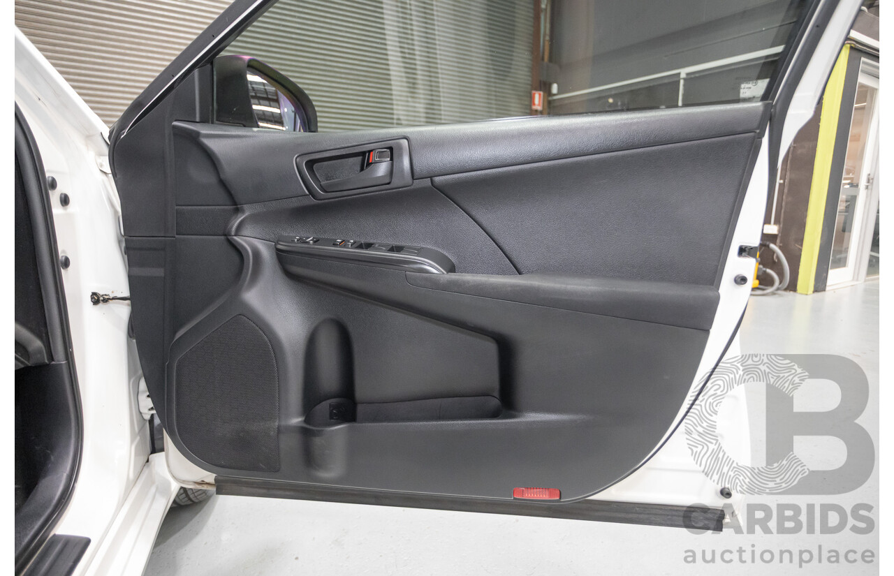 12/2011 Toyota Camry Altise ASV50R 4D Sedan White 2.5L