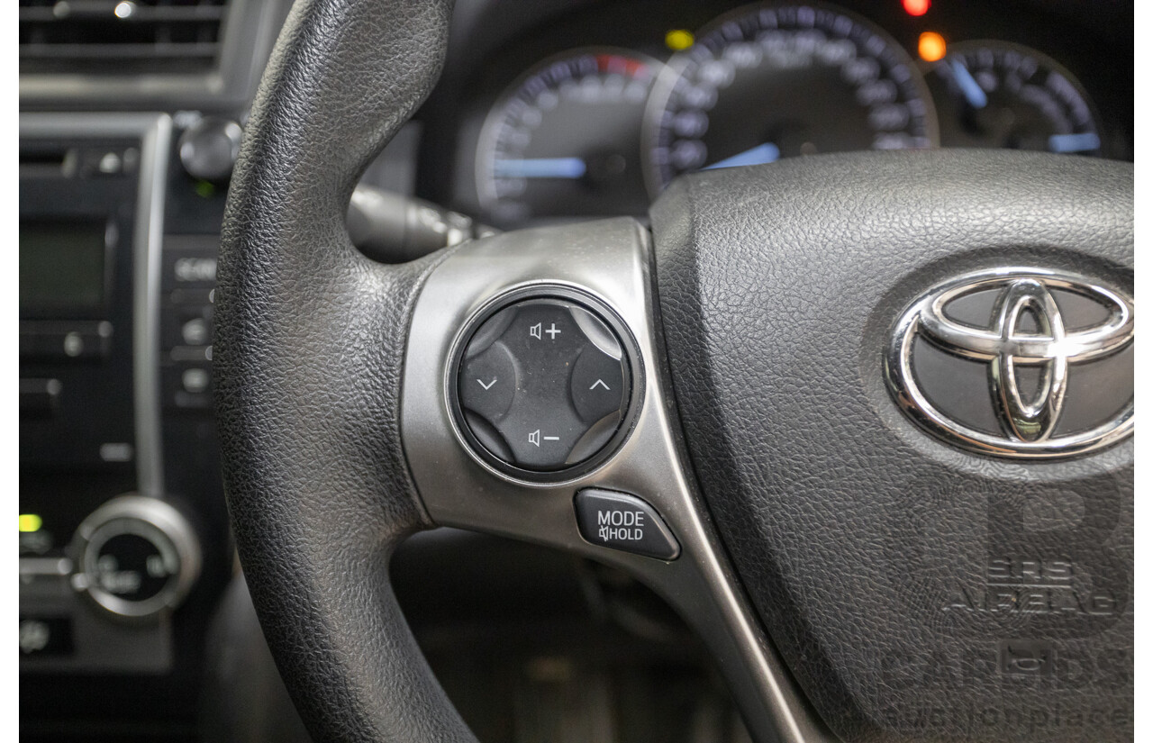 12/2011 Toyota Camry Altise ASV50R 4D Sedan White 2.5L