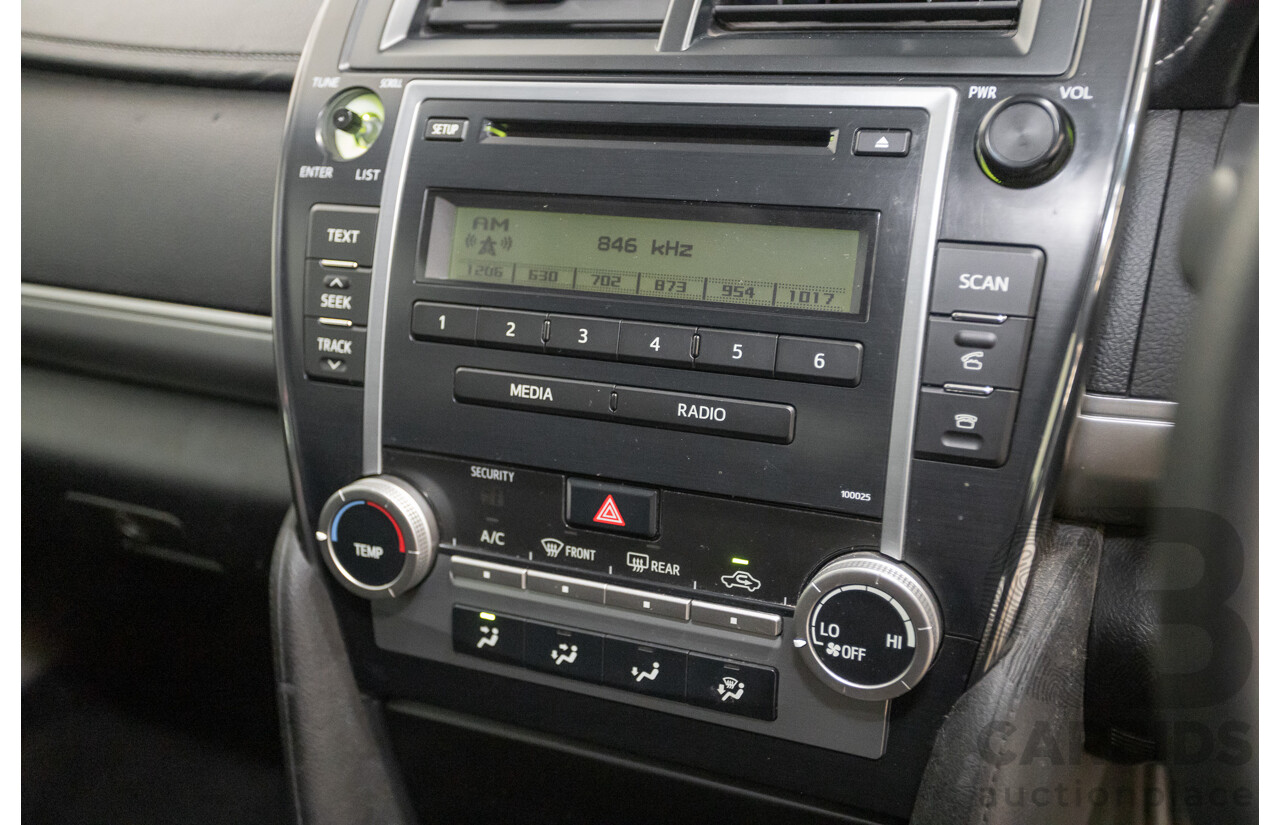 12/2011 Toyota Camry Altise ASV50R 4D Sedan White 2.5L