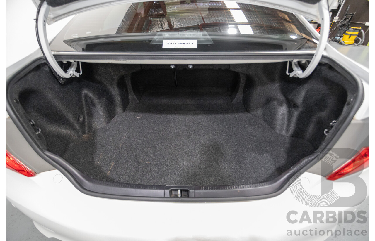 12/2011 Toyota Camry Altise ASV50R 4D Sedan White 2.5L