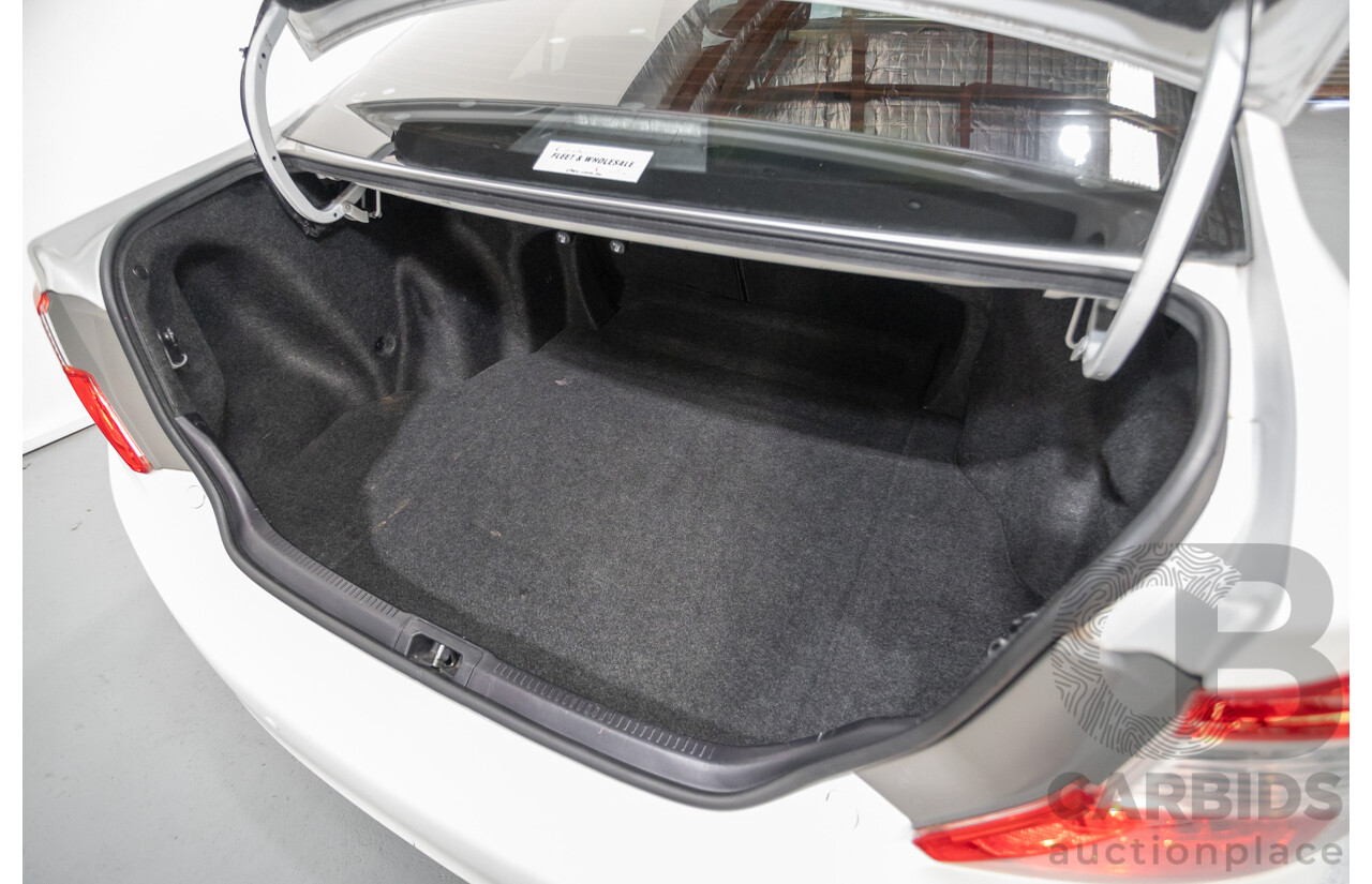 12/2011 Toyota Camry Altise ASV50R 4D Sedan White 2.5L