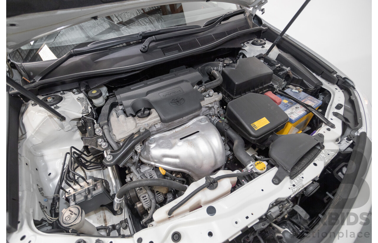 12/2011 Toyota Camry Altise ASV50R 4D Sedan White 2.5L