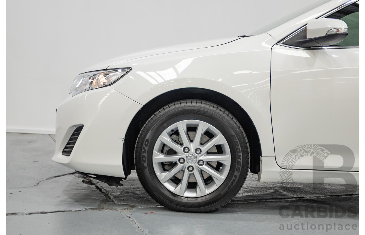 12/2011 Toyota Camry Altise ASV50R 4D Sedan White 2.5L