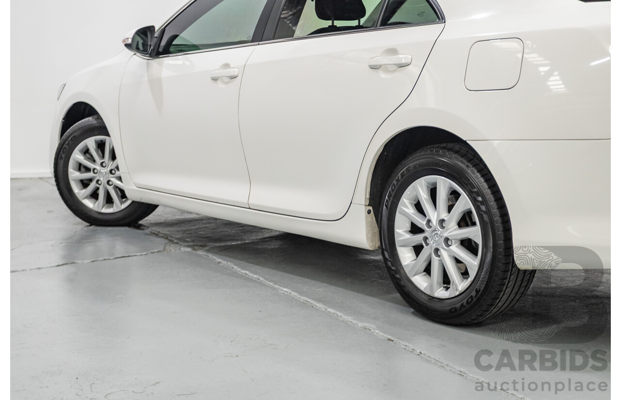 12/2011 Toyota Camry Altise ASV50R 4D Sedan White 2.5L