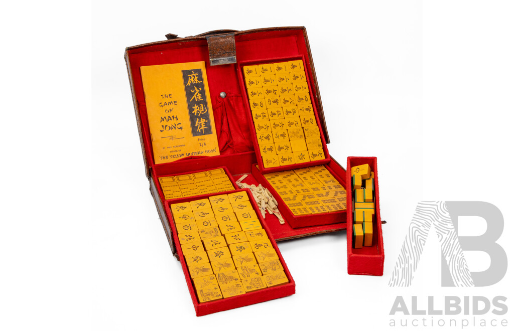 Vintage Mahjong Set in Original Case