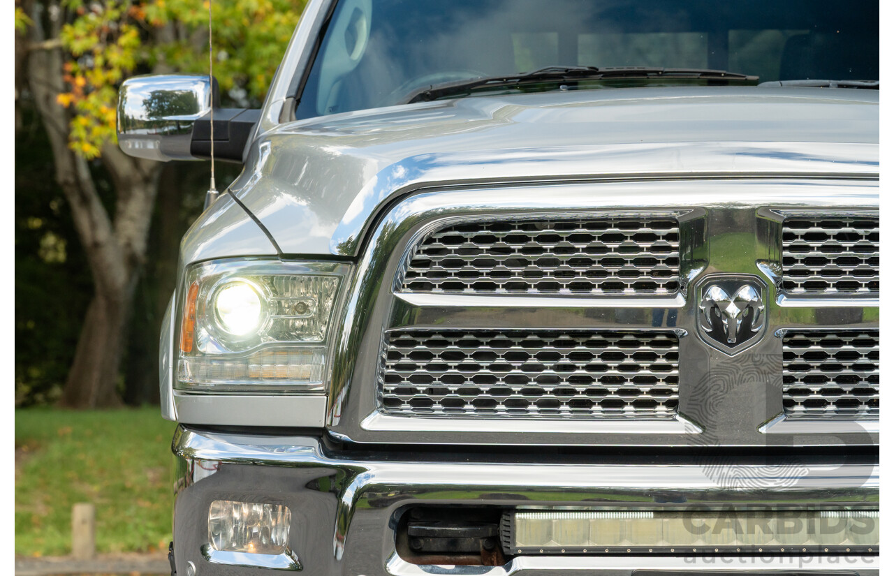 10/2017 (ASV) Dodge Ram 2500 HD Laramie RamBox (4x4) 4d Crew Cab Utility Bright Silver Metallic Turbo Diesel Cummins 6.7L