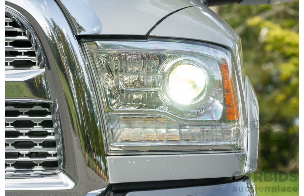 10/2017 (ASV) Dodge Ram 2500 HD Laramie RamBox (4x4) 4d Crew Cab Utility Bright Silver Metallic Turbo Diesel Cummins 6.7L