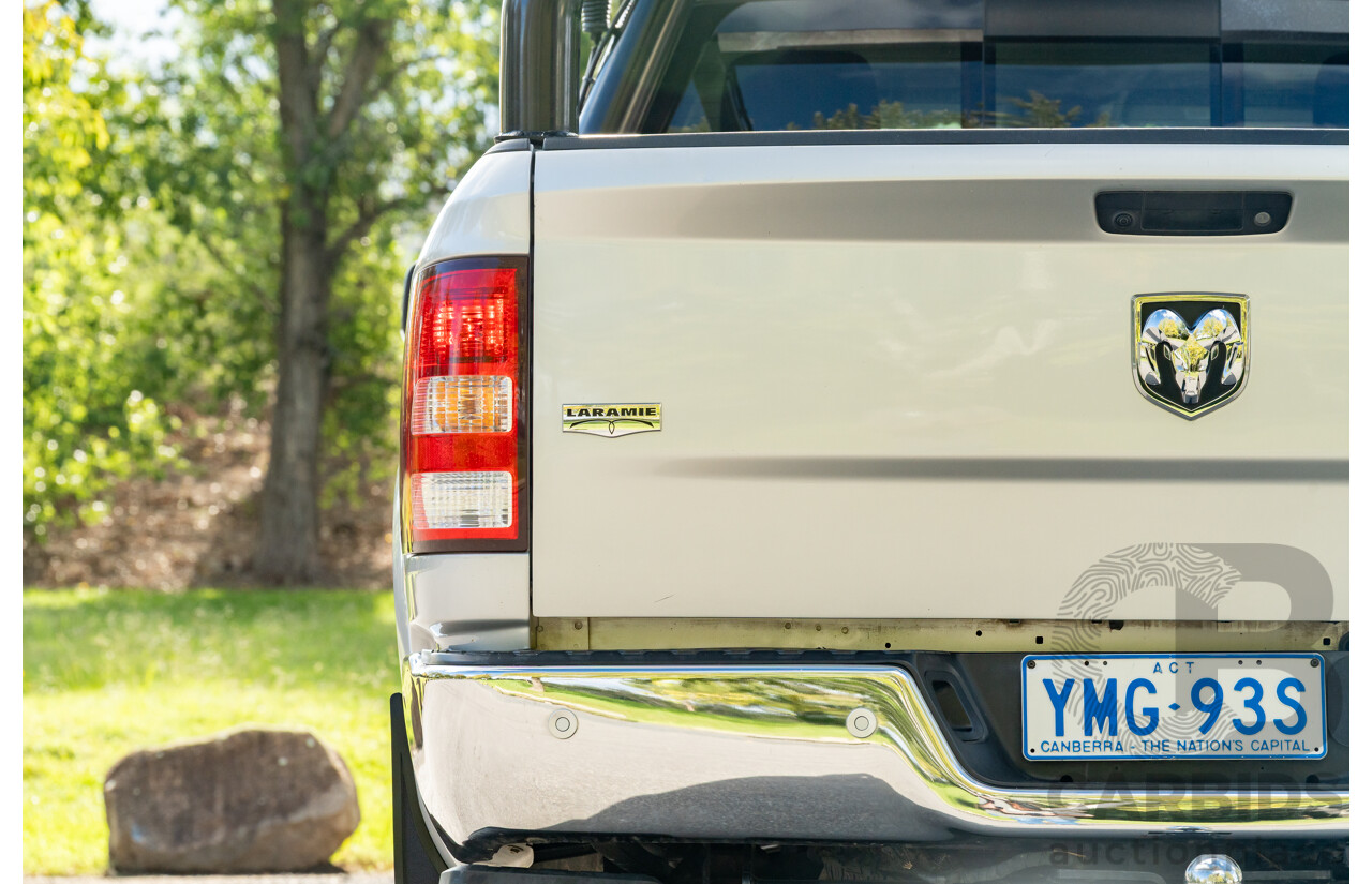 10/2017 (ASV) Dodge Ram 2500 HD Laramie RamBox (4x4) 4d Crew Cab Utility Bright Silver Metallic Turbo Diesel Cummins 6.7L