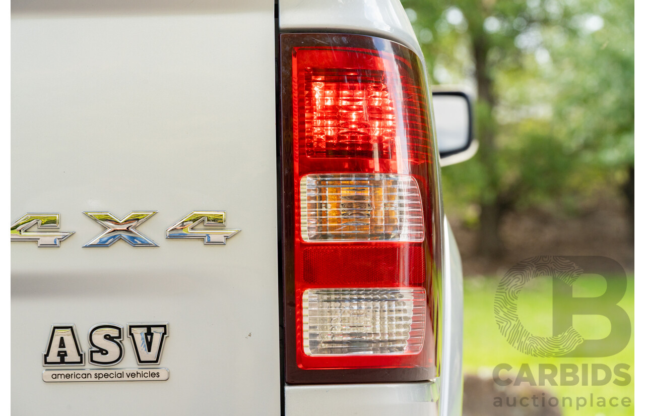 10/2017 (ASV) Dodge Ram 2500 HD Laramie RamBox (4x4) 4d Crew Cab Utility Bright Silver Metallic Turbo Diesel Cummins 6.7L