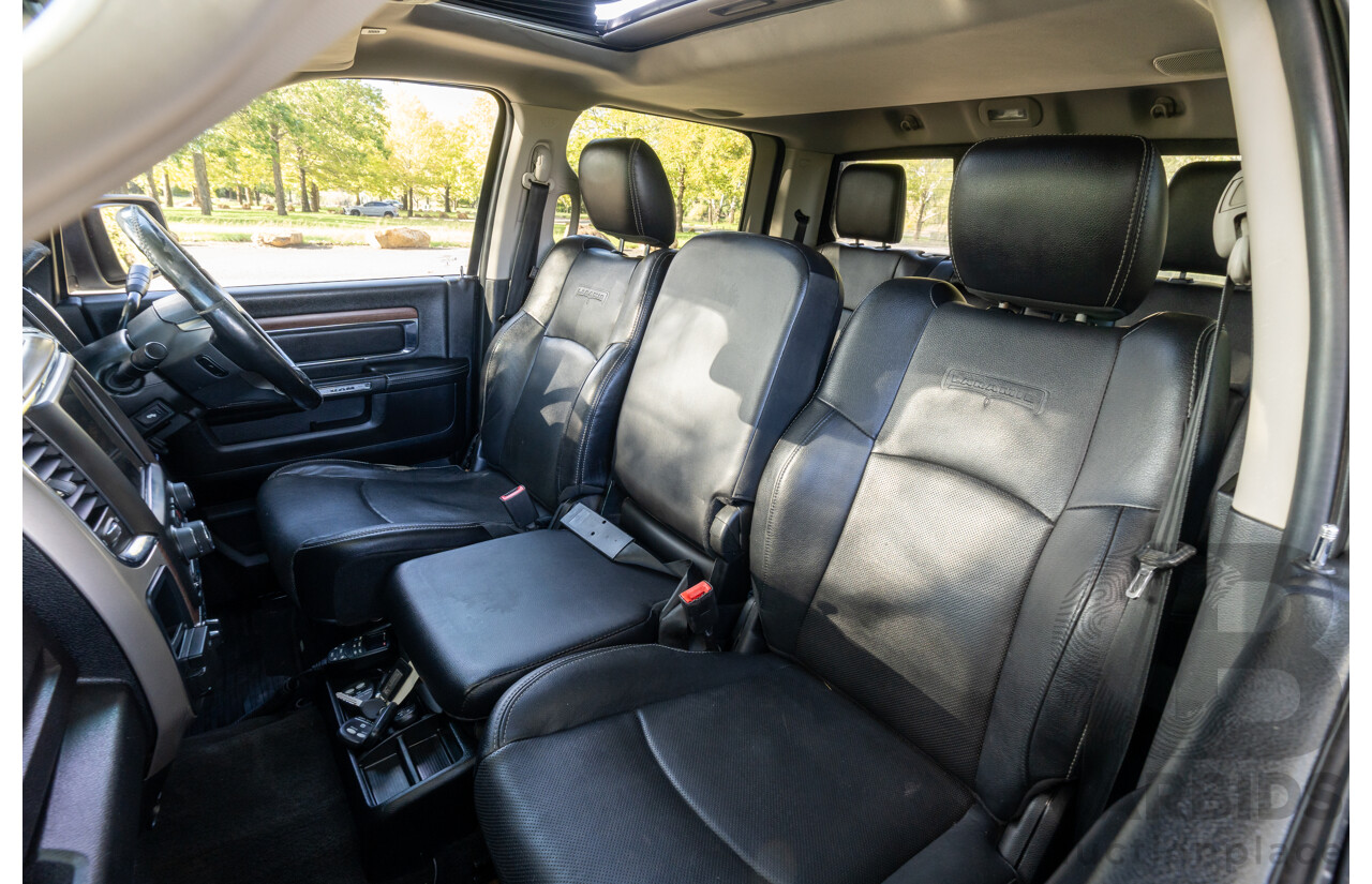 10/2017 (ASV) Dodge Ram 2500 HD Laramie RamBox (4x4) 4d Crew Cab Utility Bright Silver Metallic Turbo Diesel Cummins 6.7L