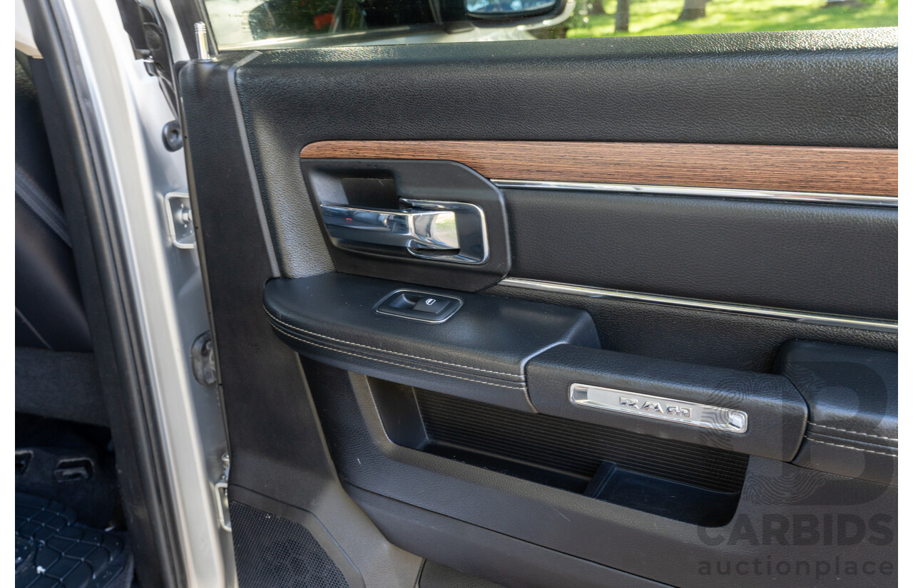 10/2017 (ASV) Dodge Ram 2500 HD Laramie RamBox (4x4) 4d Crew Cab Utility Bright Silver Metallic Turbo Diesel Cummins 6.7L