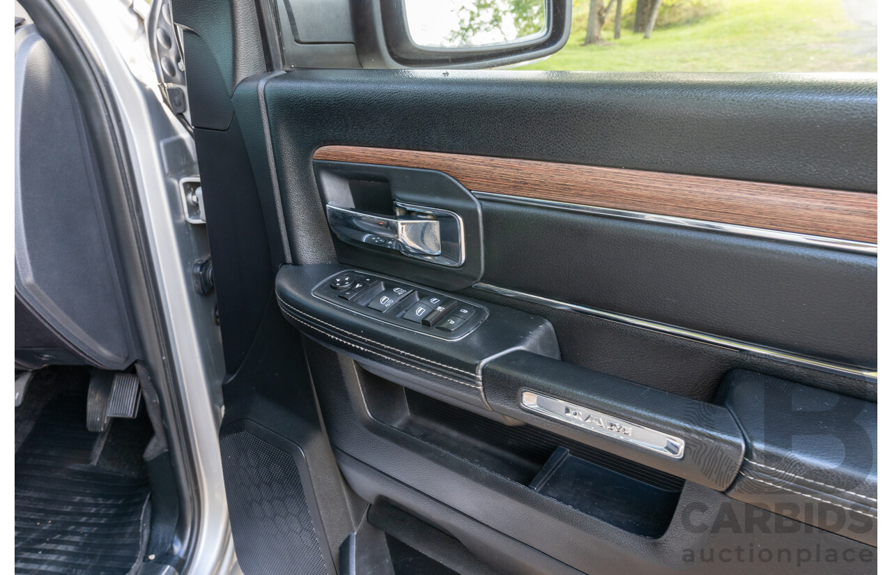 10/2017 (ASV) Dodge Ram 2500 HD Laramie RamBox (4x4) 4d Crew Cab Utility Bright Silver Metallic Turbo Diesel Cummins 6.7L