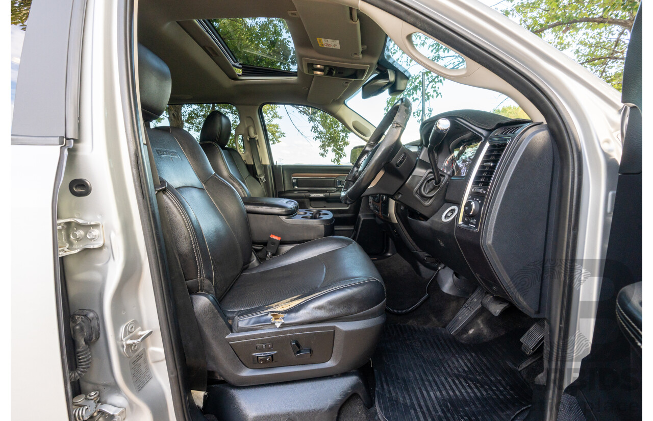 10/2017 (ASV) Dodge Ram 2500 HD Laramie RamBox (4x4) 4d Crew Cab Utility Bright Silver Metallic Turbo Diesel Cummins 6.7L