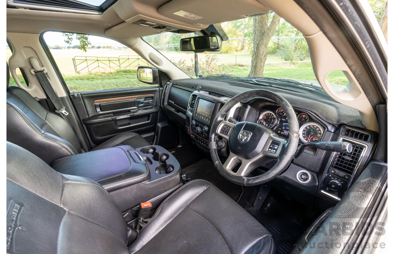 10/2017 (ASV) Dodge Ram 2500 HD Laramie RamBox (4x4) 4d Crew Cab Utility Bright Silver Metallic Turbo Diesel Cummins 6.7L