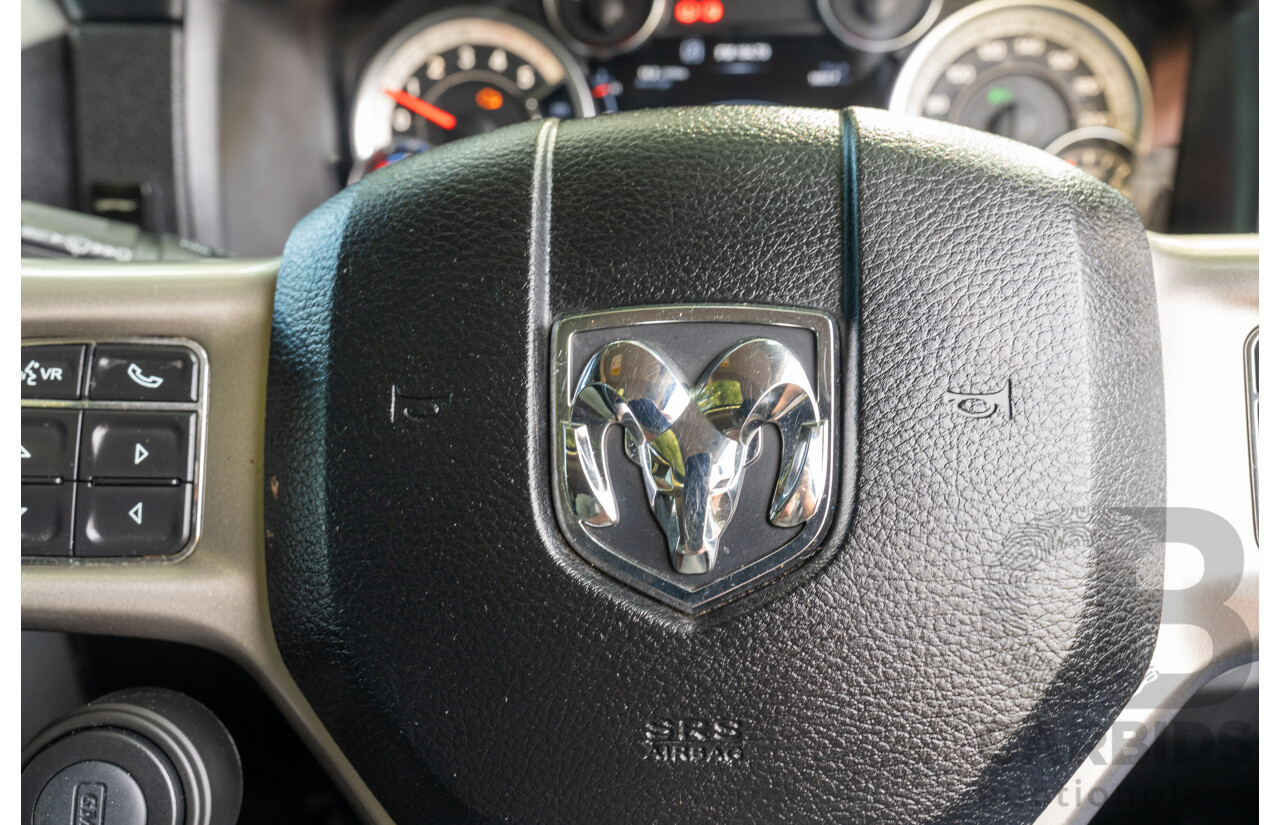 10/2017 (ASV) Dodge Ram 2500 HD Laramie RamBox (4x4) 4d Crew Cab Utility Bright Silver Metallic Turbo Diesel Cummins 6.7L