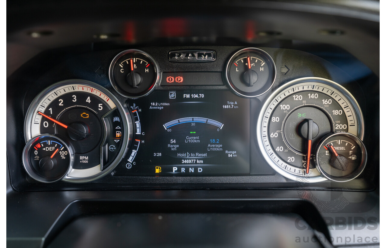 10/2017 (ASV) Dodge Ram 2500 HD Laramie RamBox (4x4) 4d Crew Cab Utility Bright Silver Metallic Turbo Diesel Cummins 6.7L