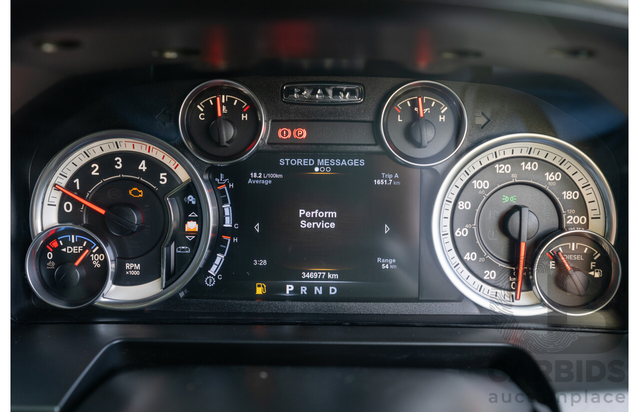 10/2017 (ASV) Dodge Ram 2500 HD Laramie RamBox (4x4) 4d Crew Cab Utility Bright Silver Metallic Turbo Diesel Cummins 6.7L