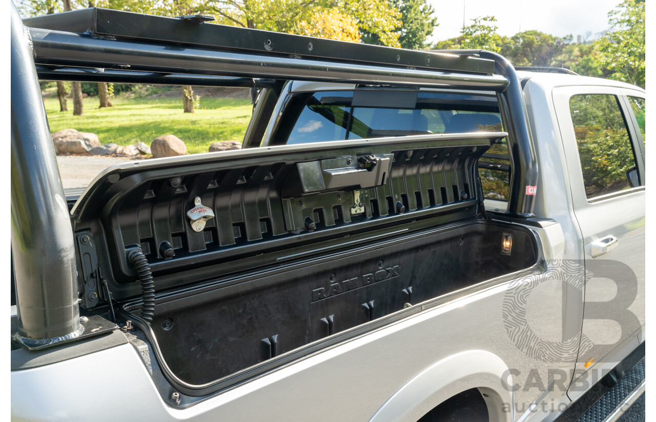 10/2017 (ASV) Dodge Ram 2500 HD Laramie RamBox (4x4) 4d Crew Cab Utility Bright Silver Metallic Turbo Diesel Cummins 6.7L