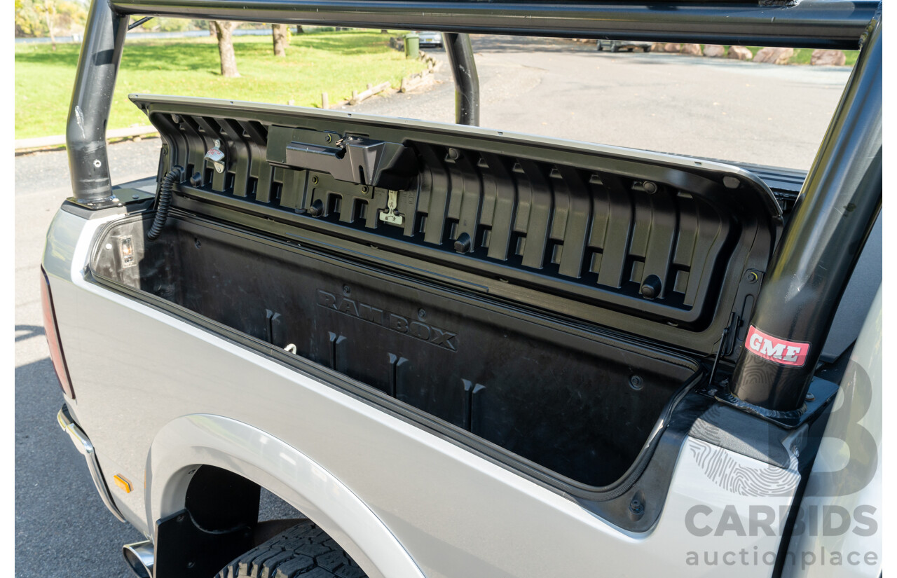 10/2017 (ASV) Dodge Ram 2500 HD Laramie RamBox (4x4) 4d Crew Cab Utility Bright Silver Metallic Turbo Diesel Cummins 6.7L