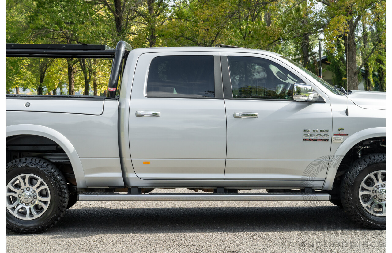 10/2017 (ASV) Dodge Ram 2500 HD Laramie RamBox (4x4) 4d Crew Cab Utility Bright Silver Metallic Turbo Diesel Cummins 6.7L