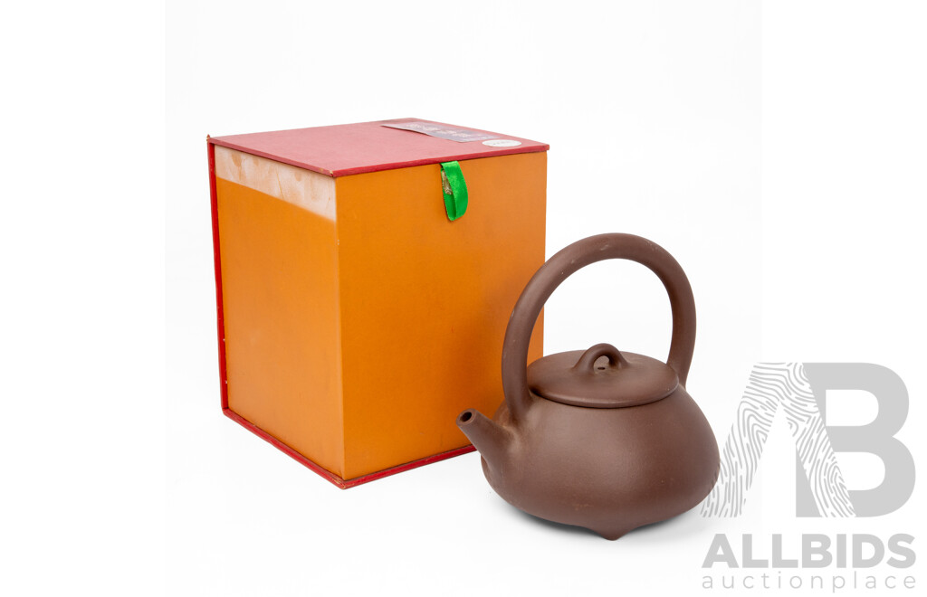 Chinese Yixing Zisha Clay Teapot
