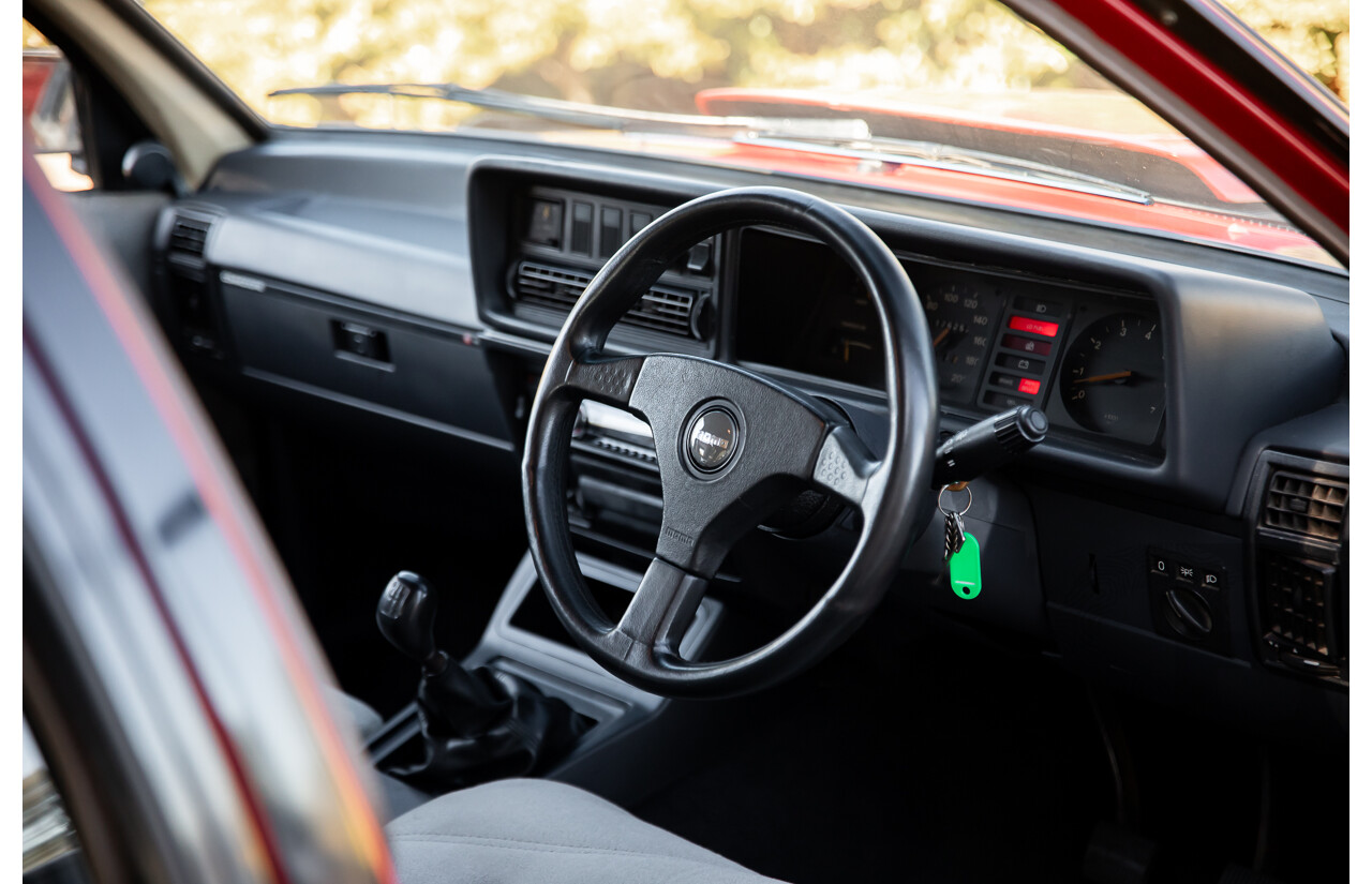 9/1981 Holden VH Commodore SL (Genuine 184 Package) 4d Sedan Maranello Red V8 4.2L - HDT SS Replica